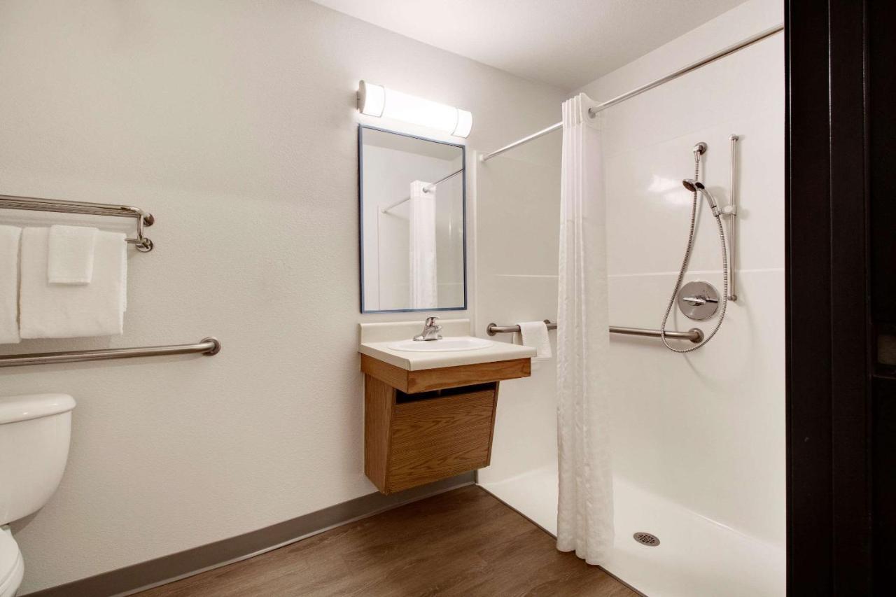 Woodspring Suites Conroe Exterior foto